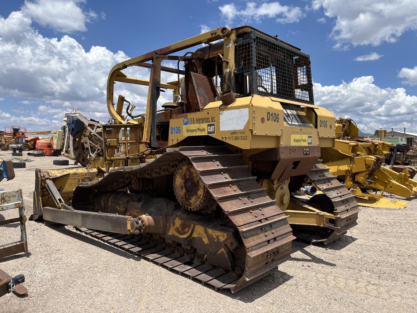 ./imagenes/INVOICE/2019/17765/TOPADOR FRONTAL CATERPILLAR D6T PARA PARTES (12).JPG